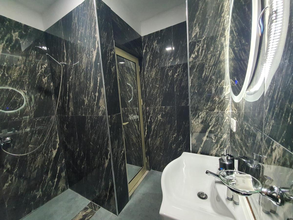 Villa Mehmeti ซารานเดอ ภายนอก รูปภาพ
